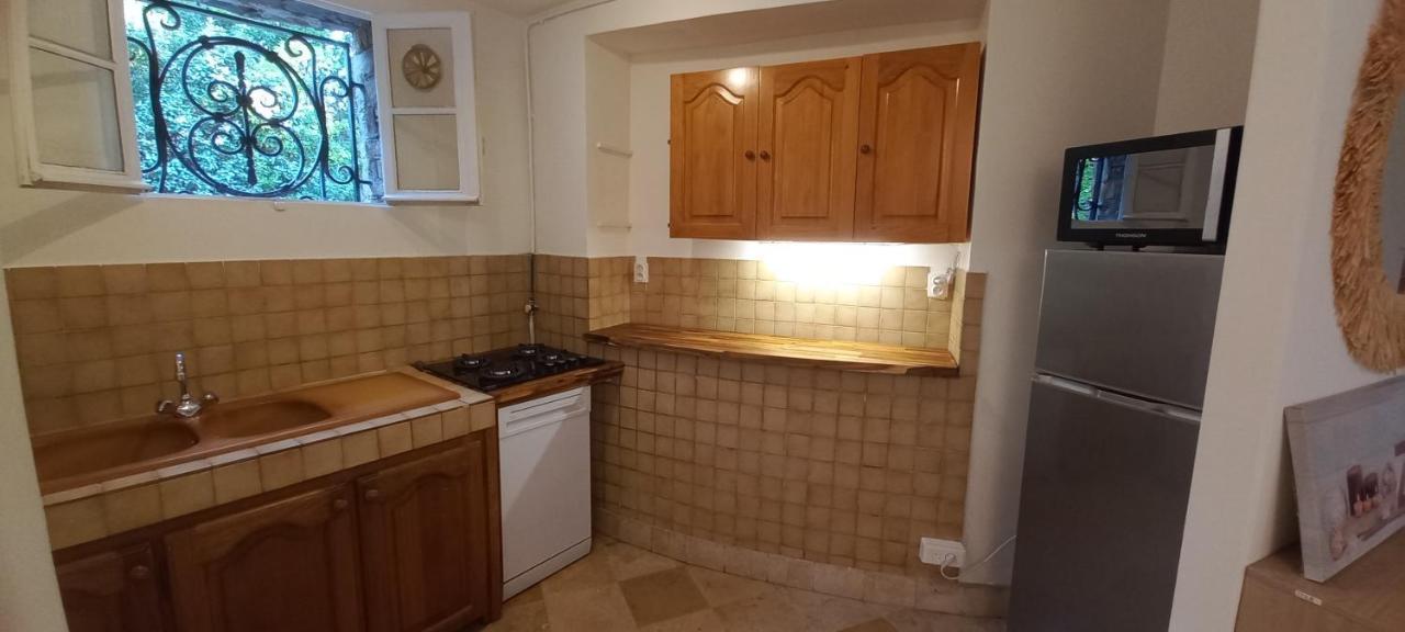Appartement Et Sa Grande Terrasse En Rez De Jardin Сен-Глф Экстерьер фото